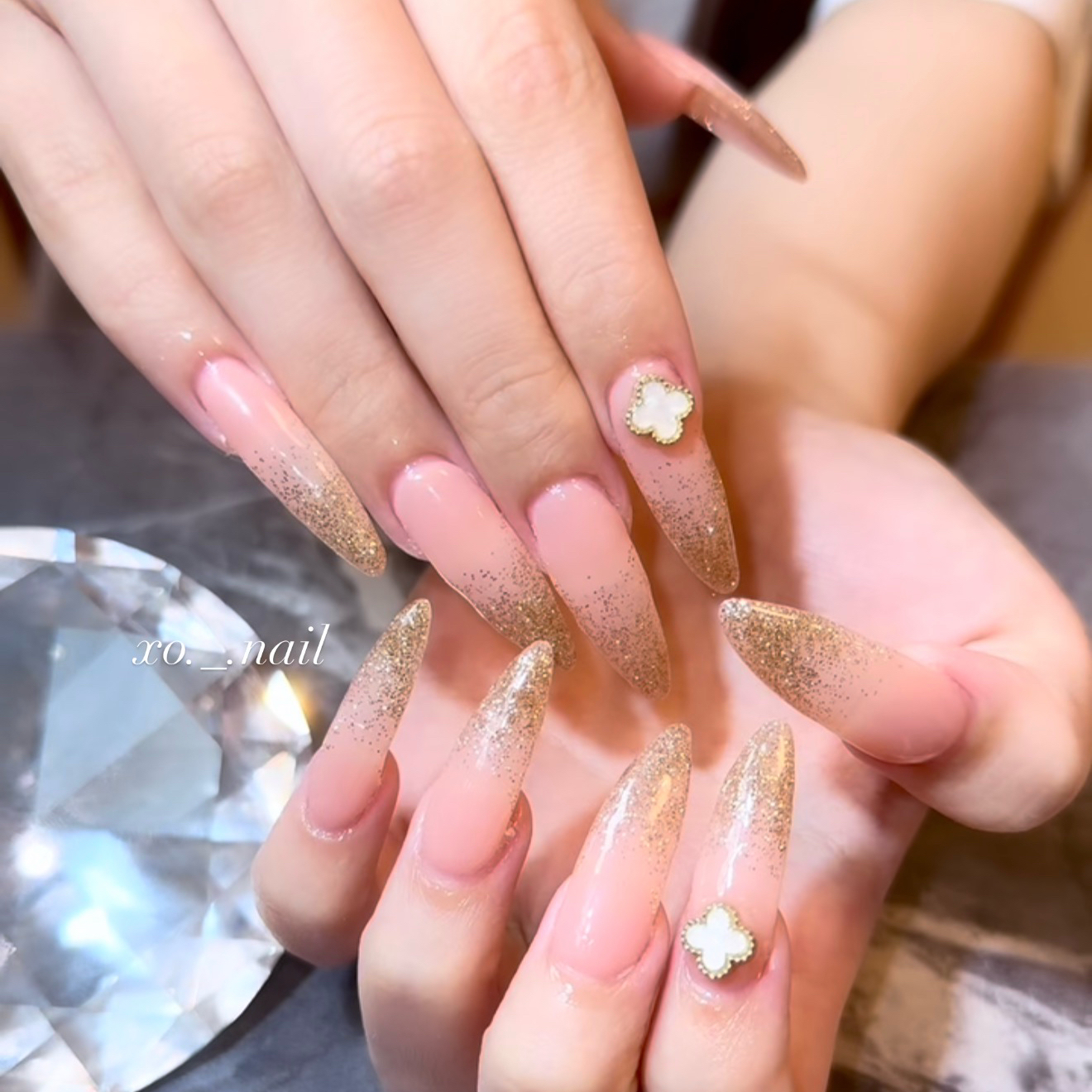 xo._.nail