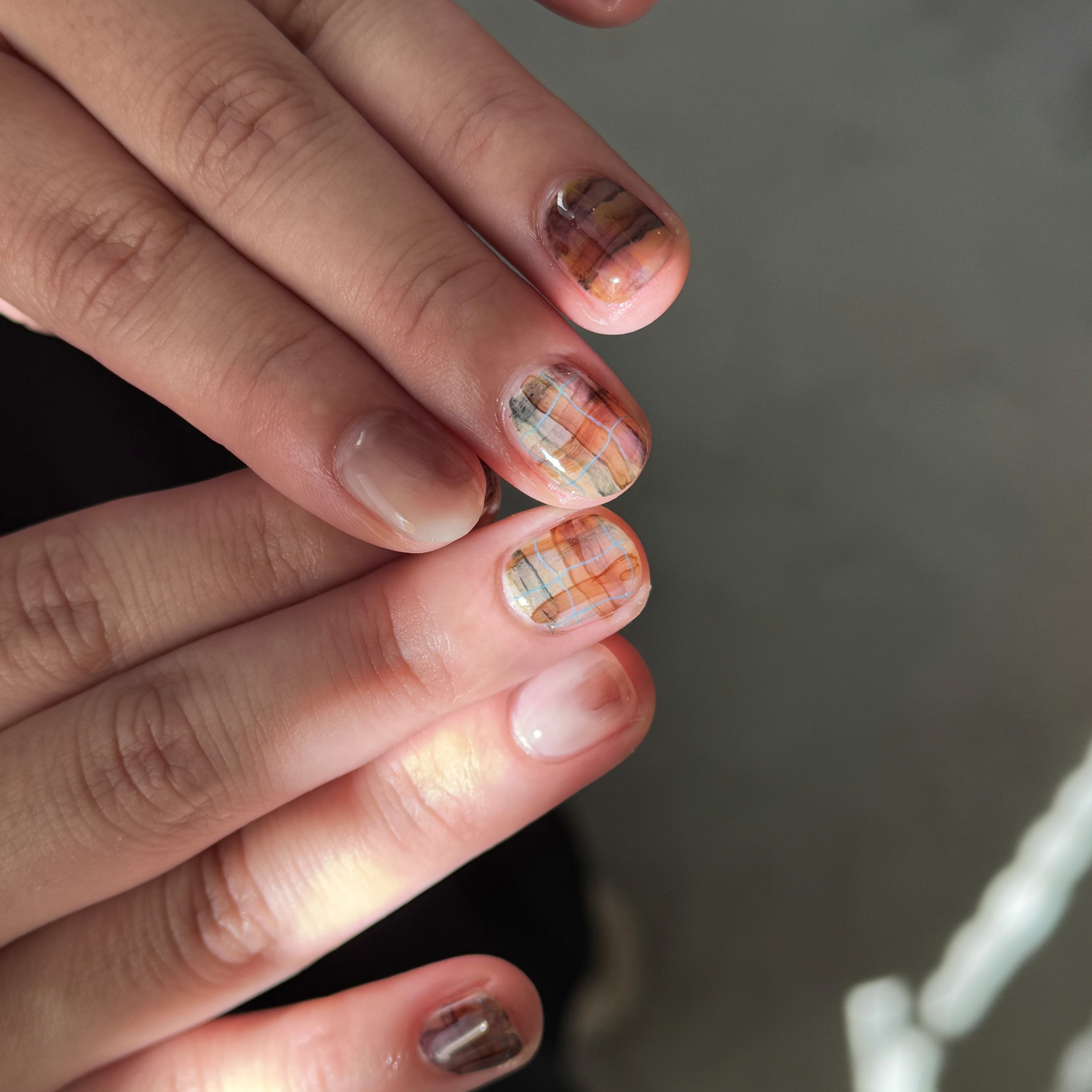 ayla_nail_eyebrow