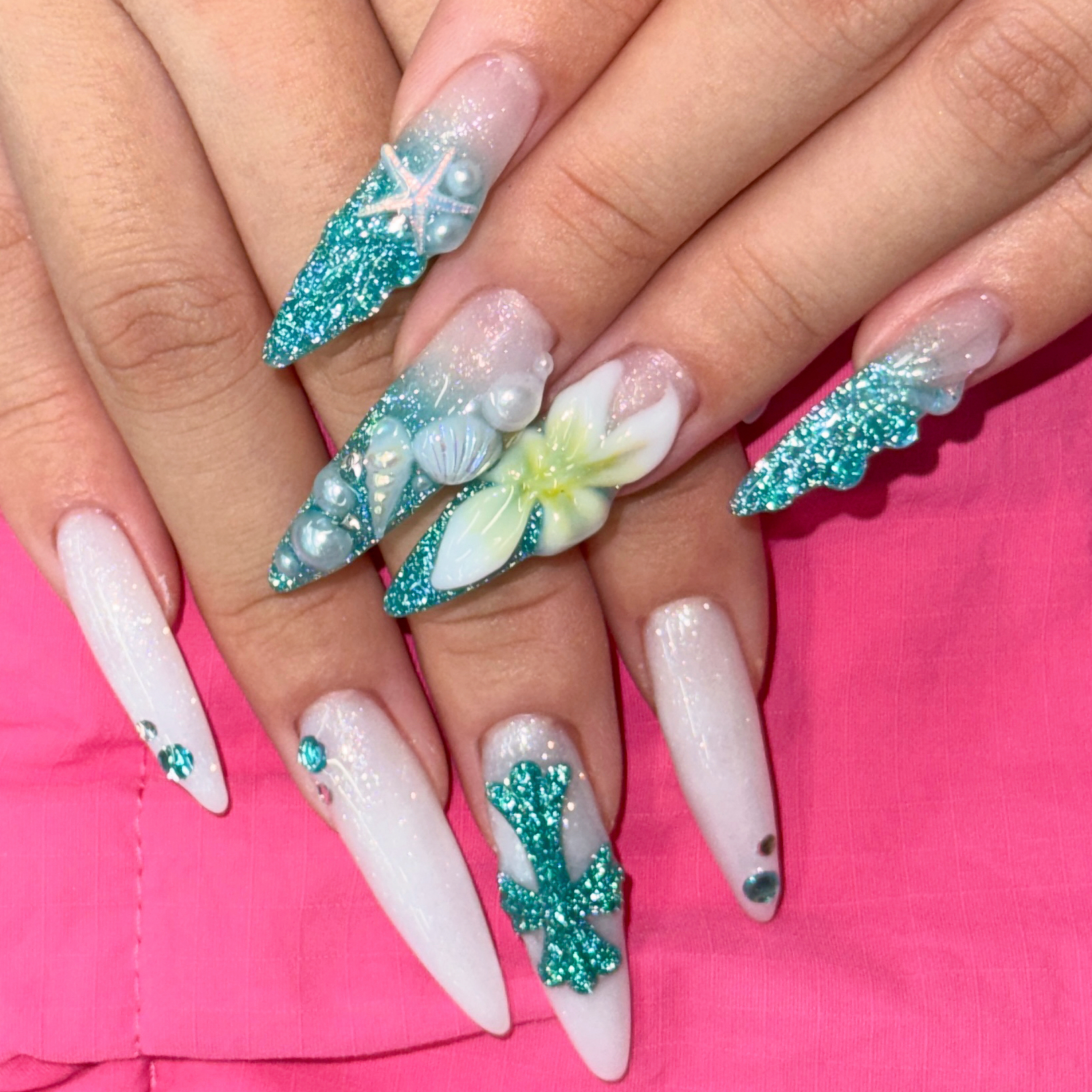 sui___.nail
