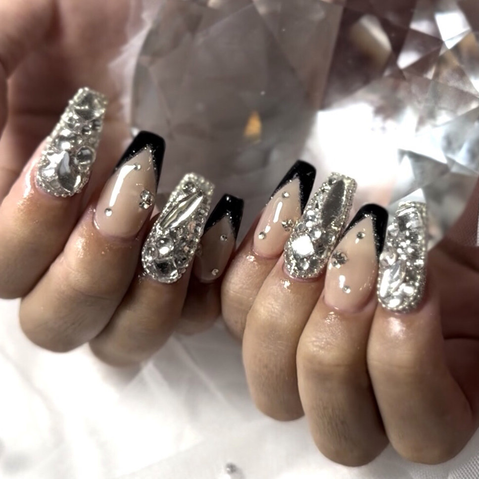 VIERU_nail1116