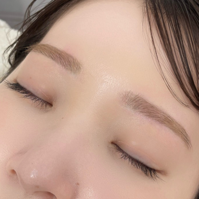 rika.eyeblow