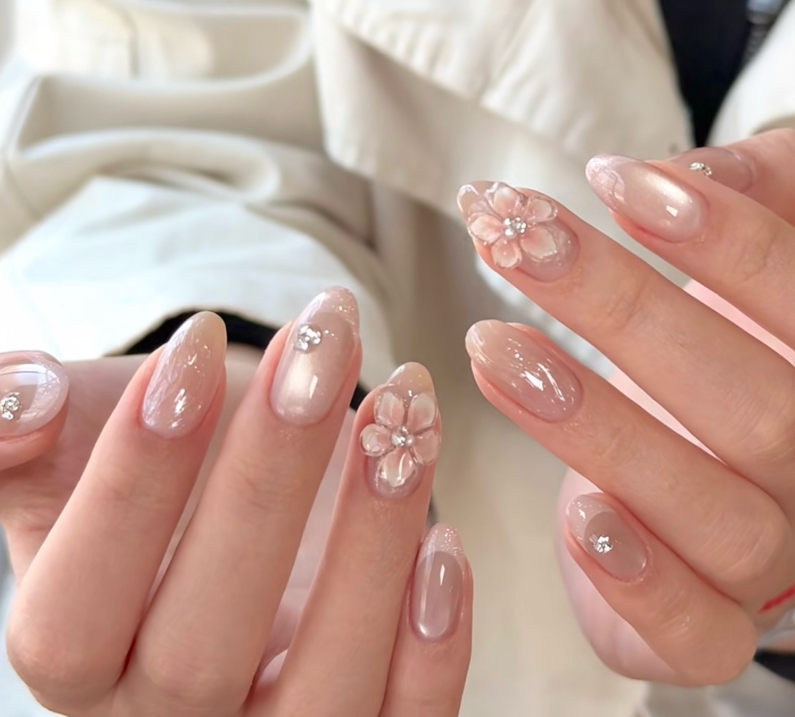 Bymoon_Salon