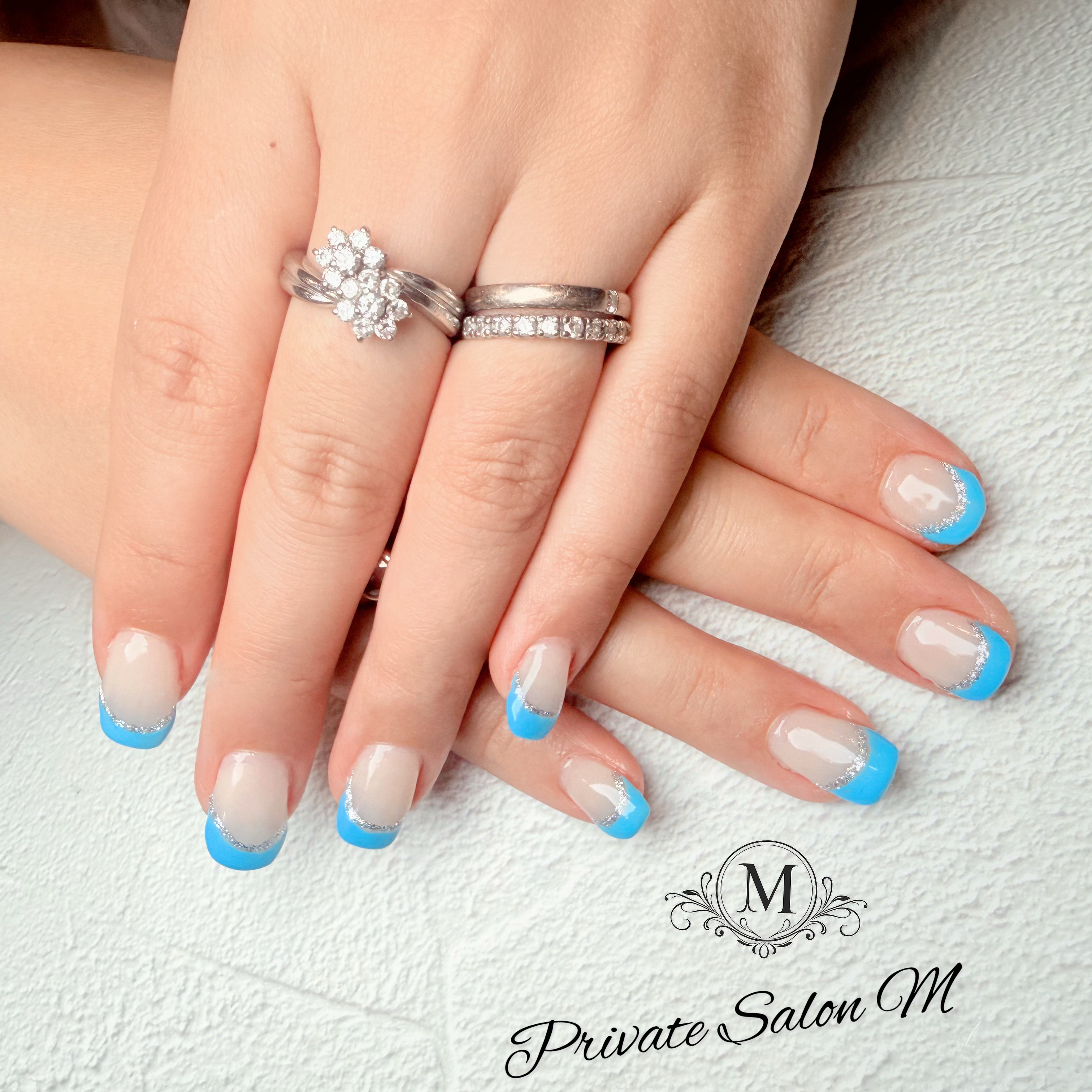 Private.Salon.M