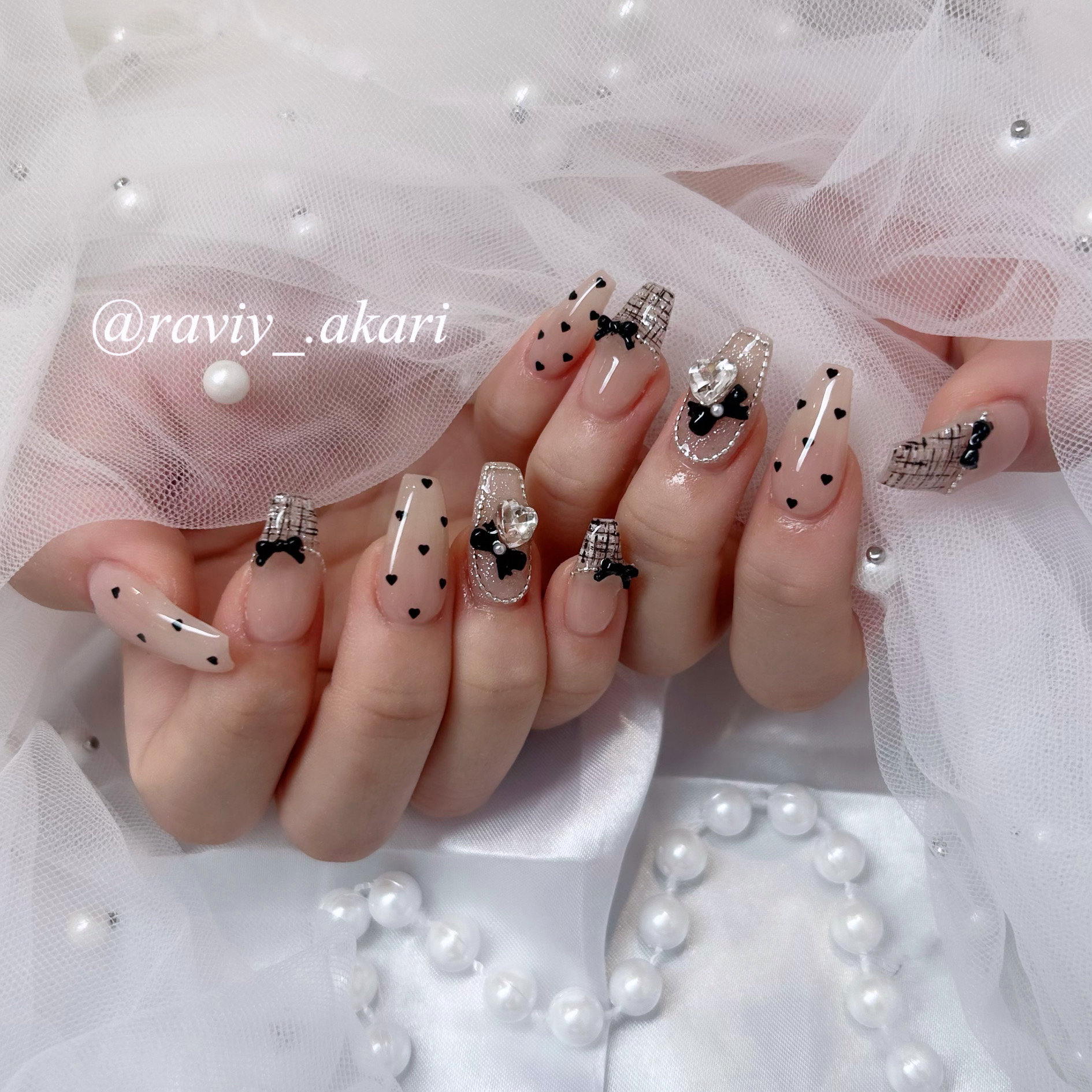 Raviy_.Akari