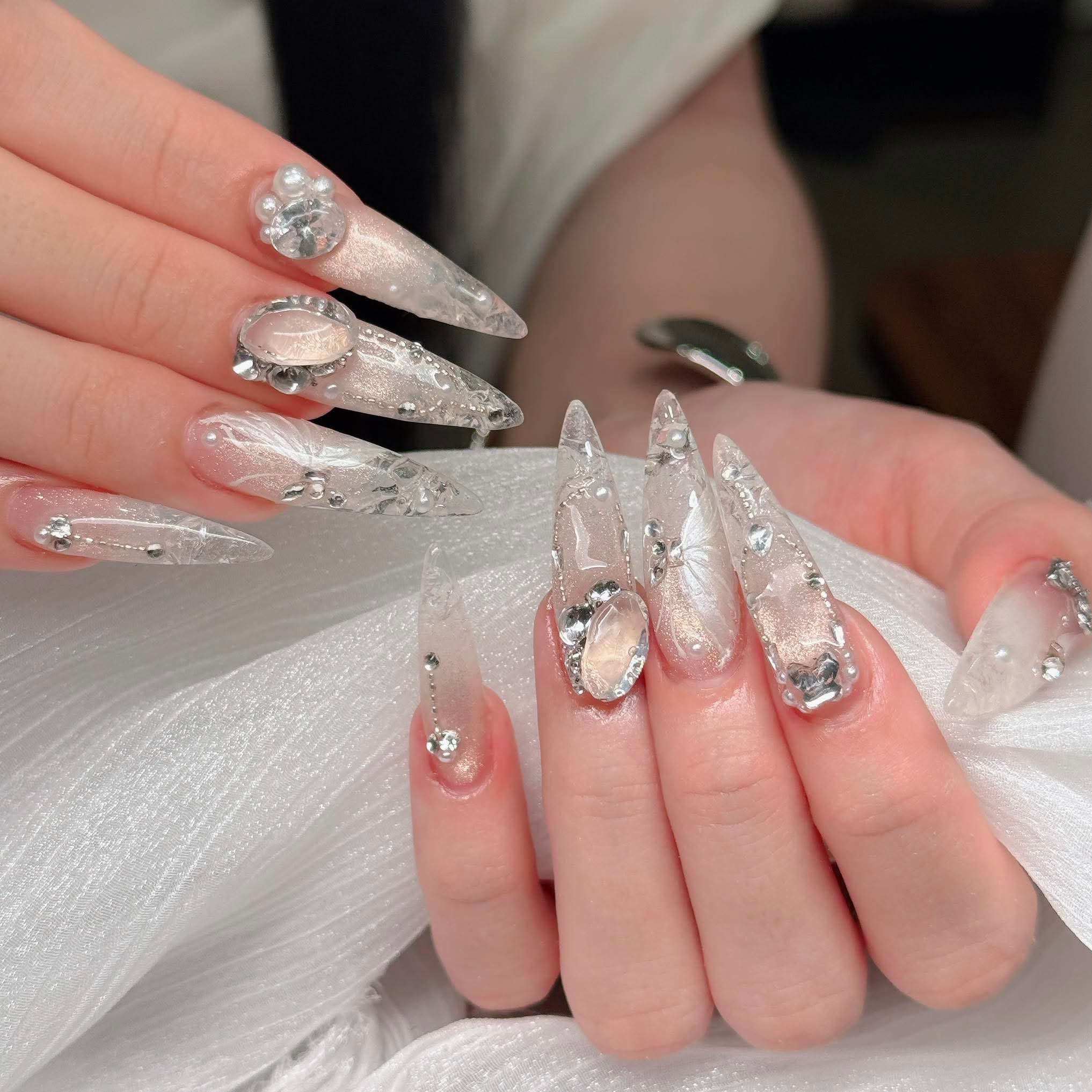 NAILS168_AN