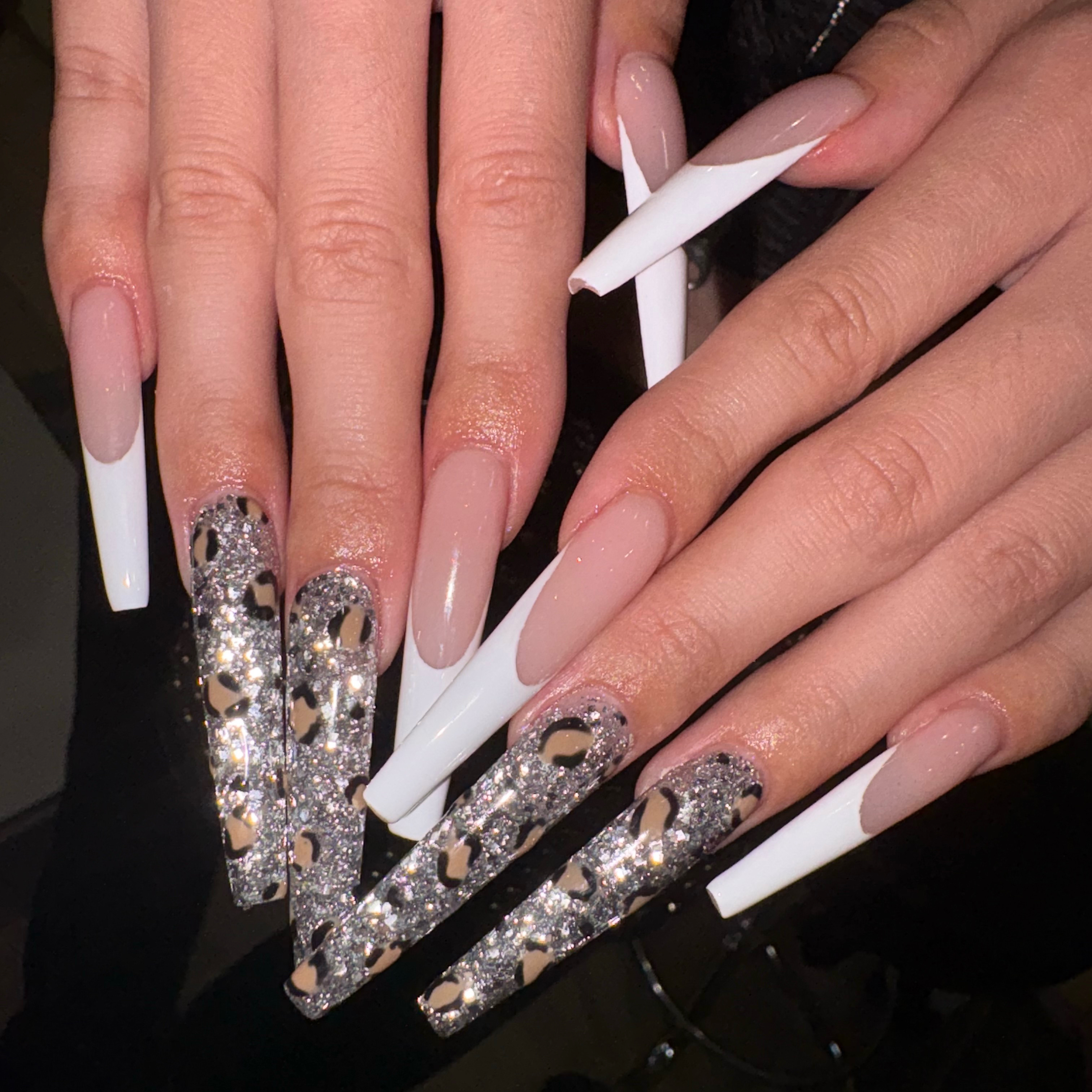 _.ttnails._