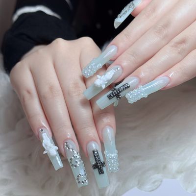 チップ長さ出し10本＋ワンカラー＋パーツつけ放題💅