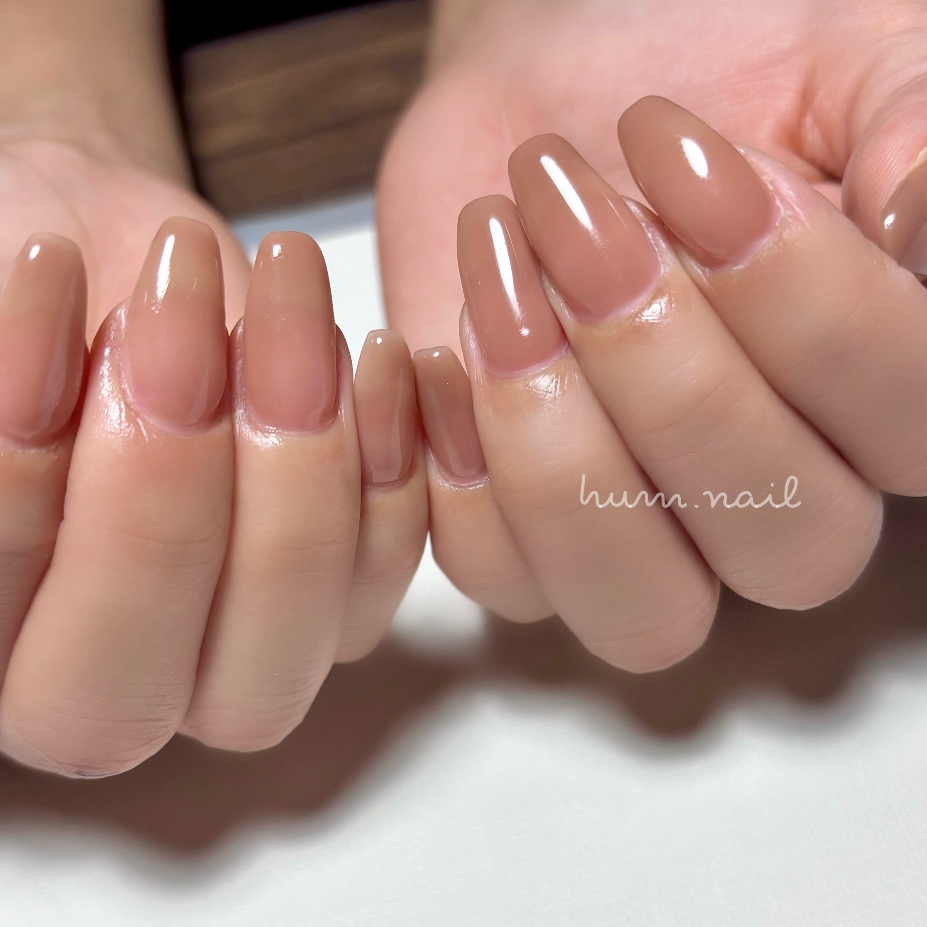 hum.nail