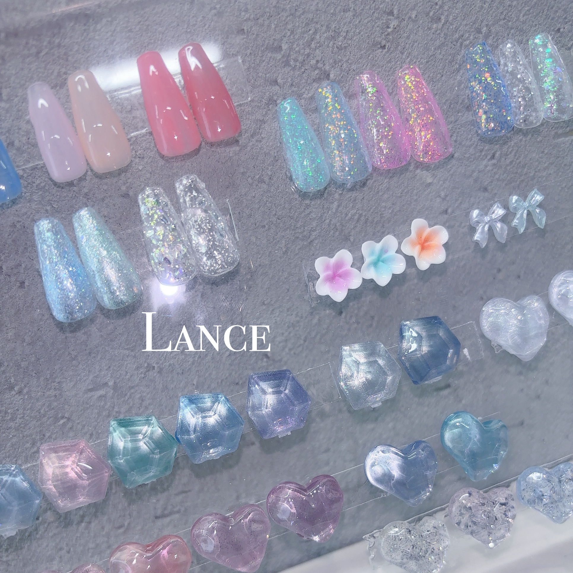 Lance.nail