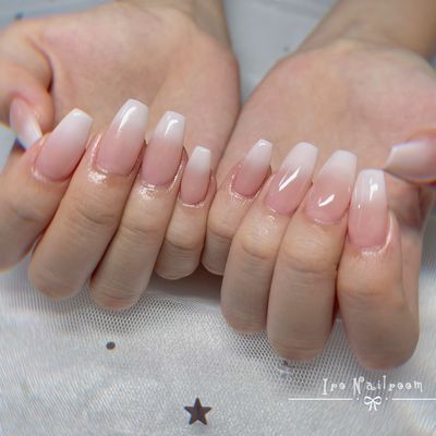 グラデーションネイル