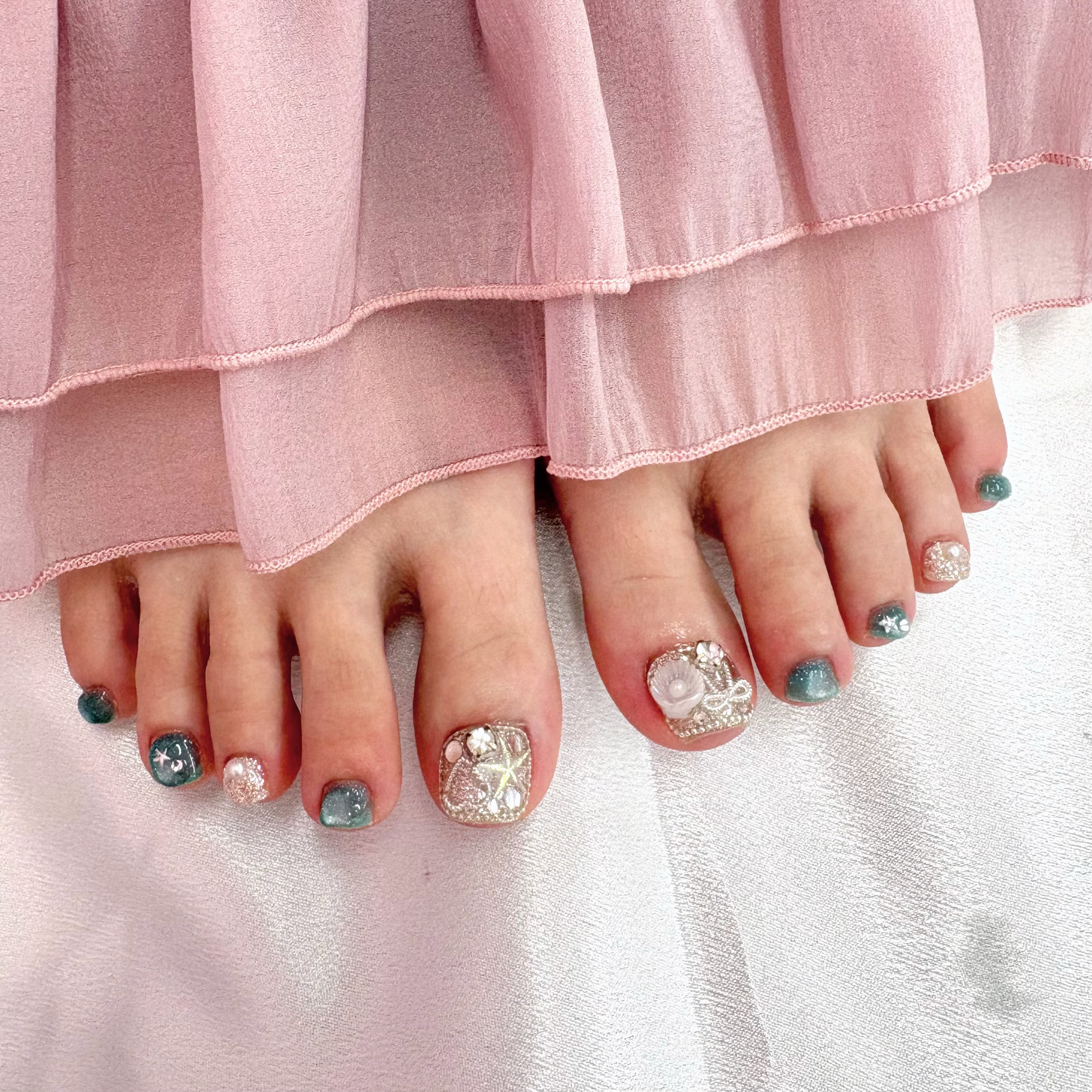 Y18_nail