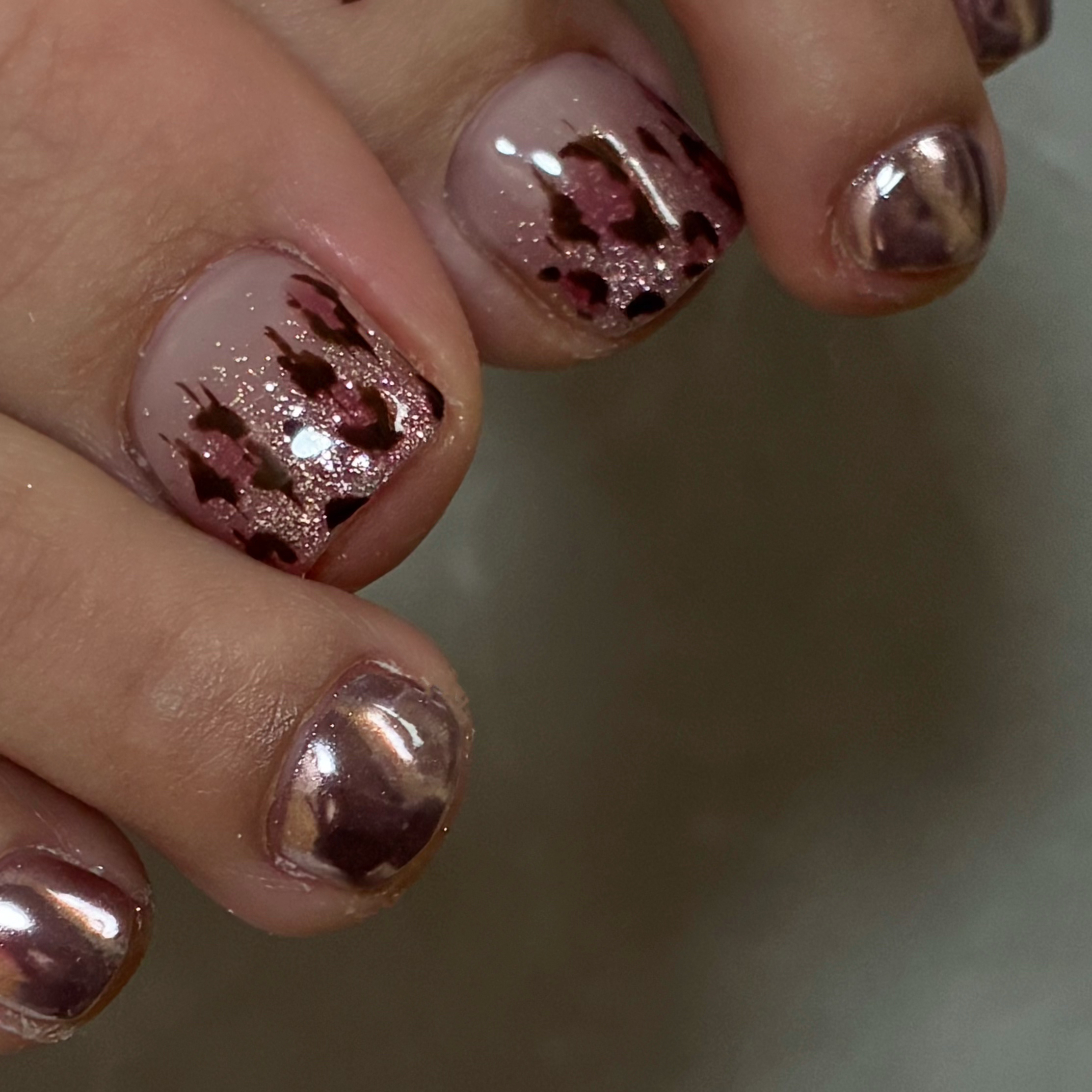 mako_tikiroom_nail