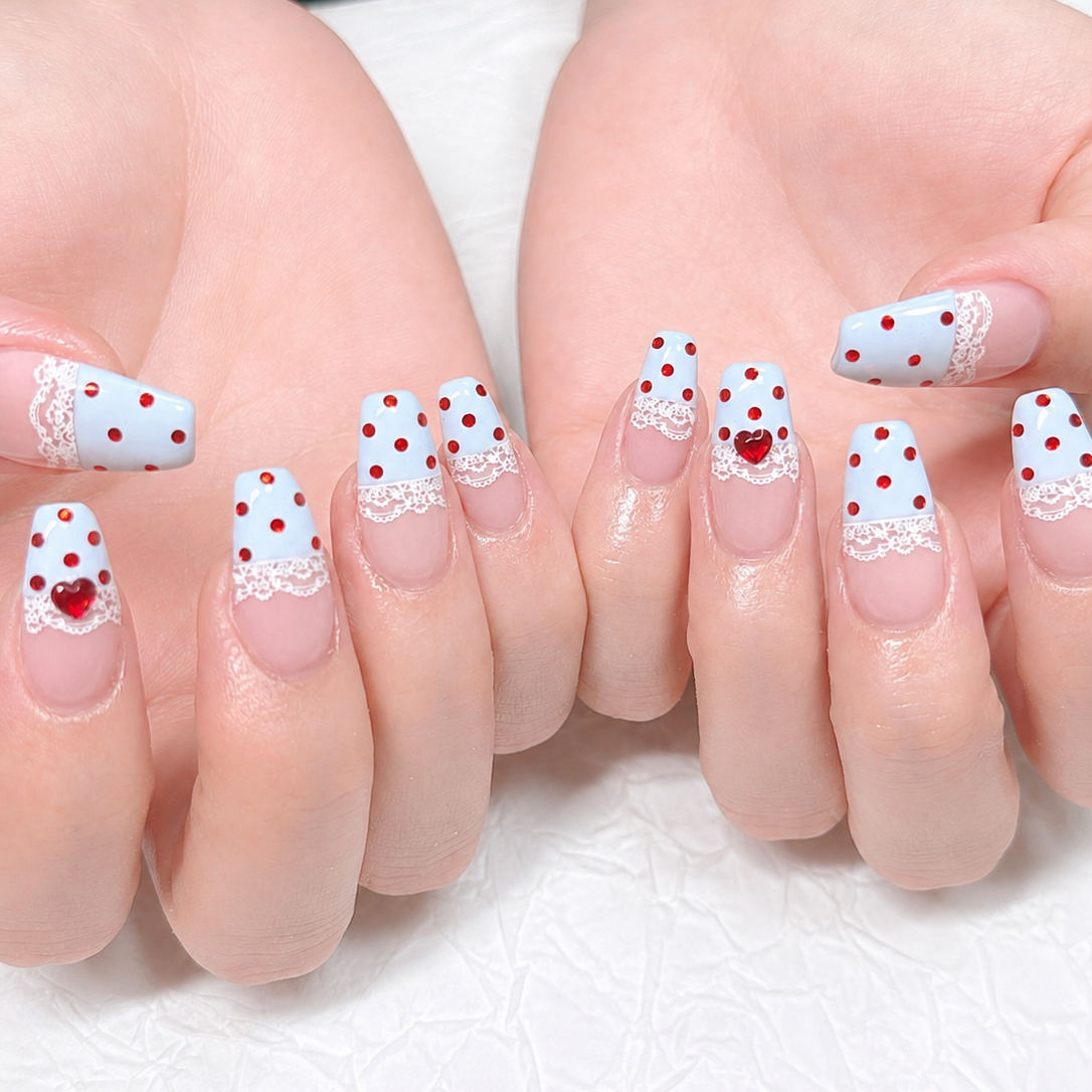 mory_y_nail