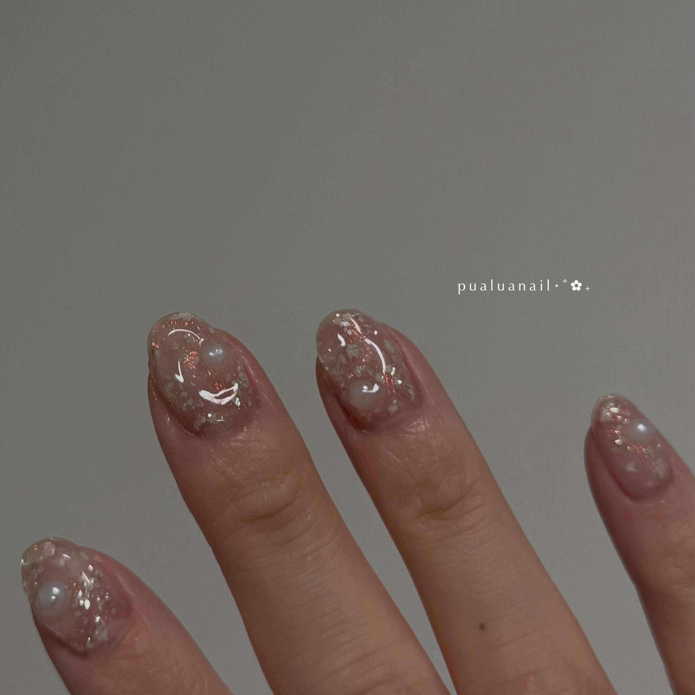 pualua_nail